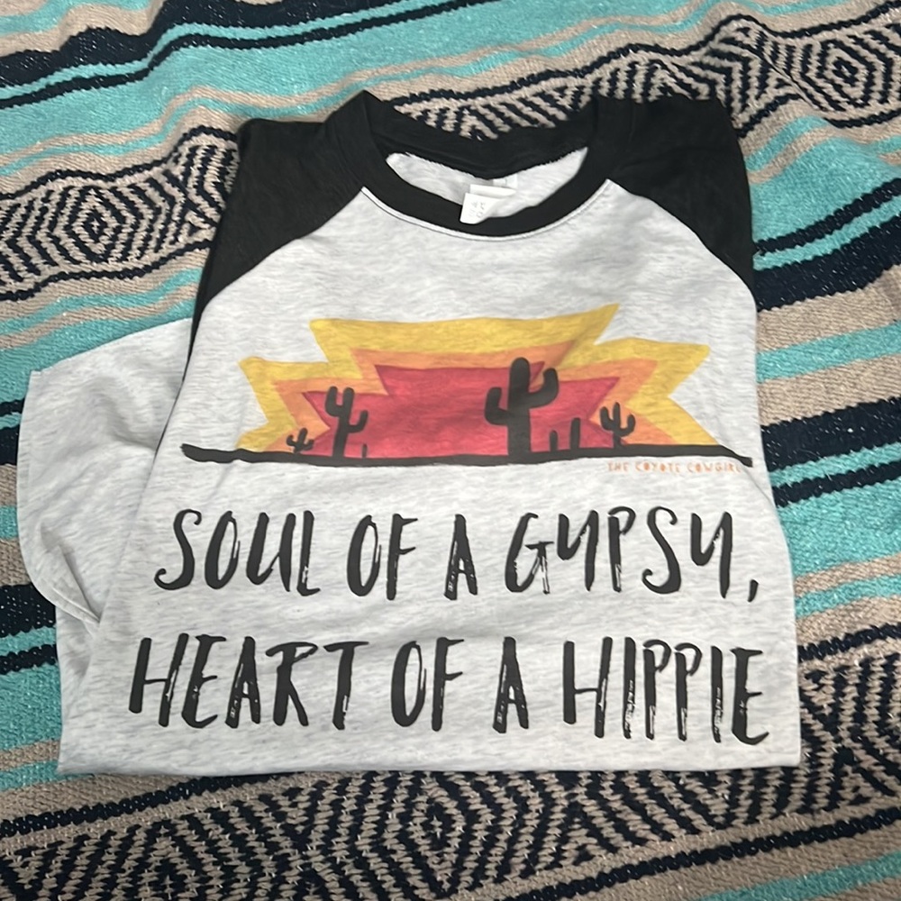 Coyote cowgirl western boho graphic shirt - Picture 3 of 4
